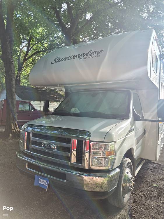 2017 Forest River Sunseeker 3170DS in atchison KS