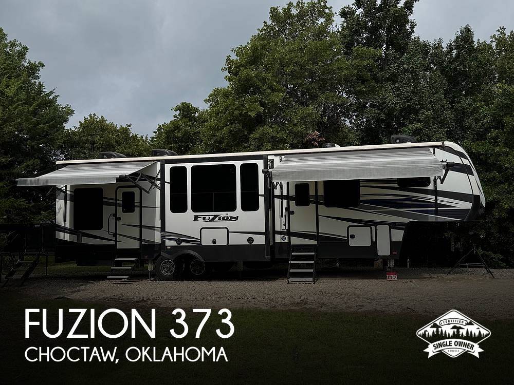 2020 Keystone Fuzion 373 Fifth Wheel Toy Hauler RV