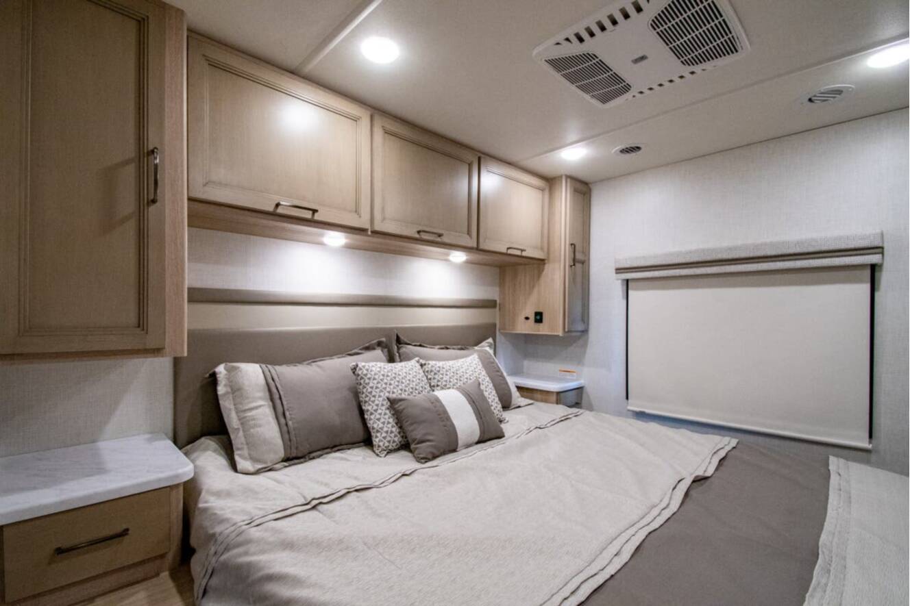 A photo of this 2027 Thor Motor Coach Windsport 35J
