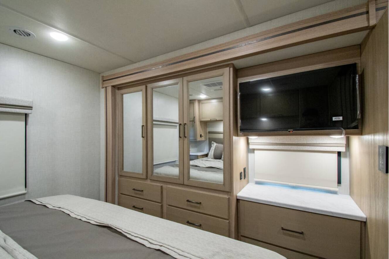 A photo of this 2027 Thor Motor Coach Windsport 35J
