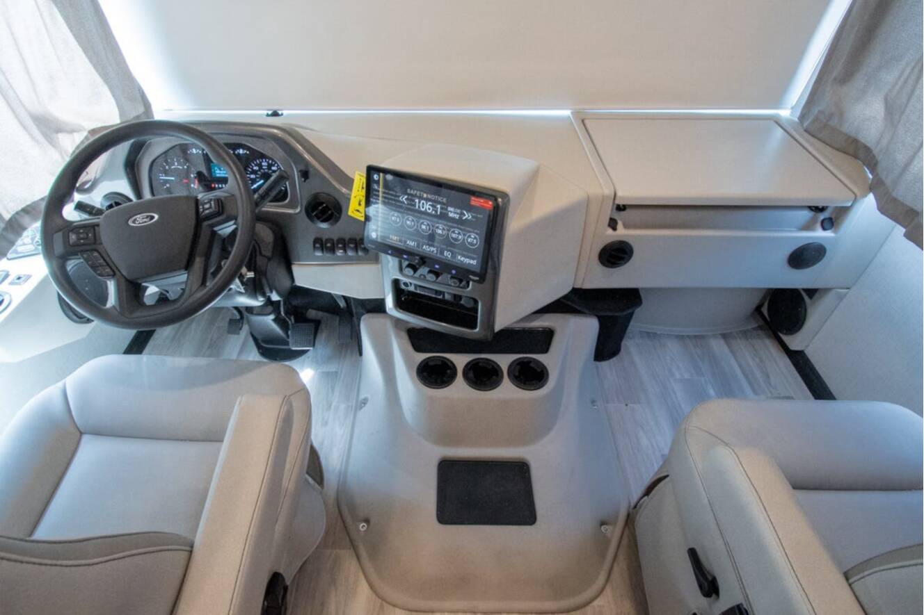 A photo of this 2027 Thor Motor Coach Windsport 35J