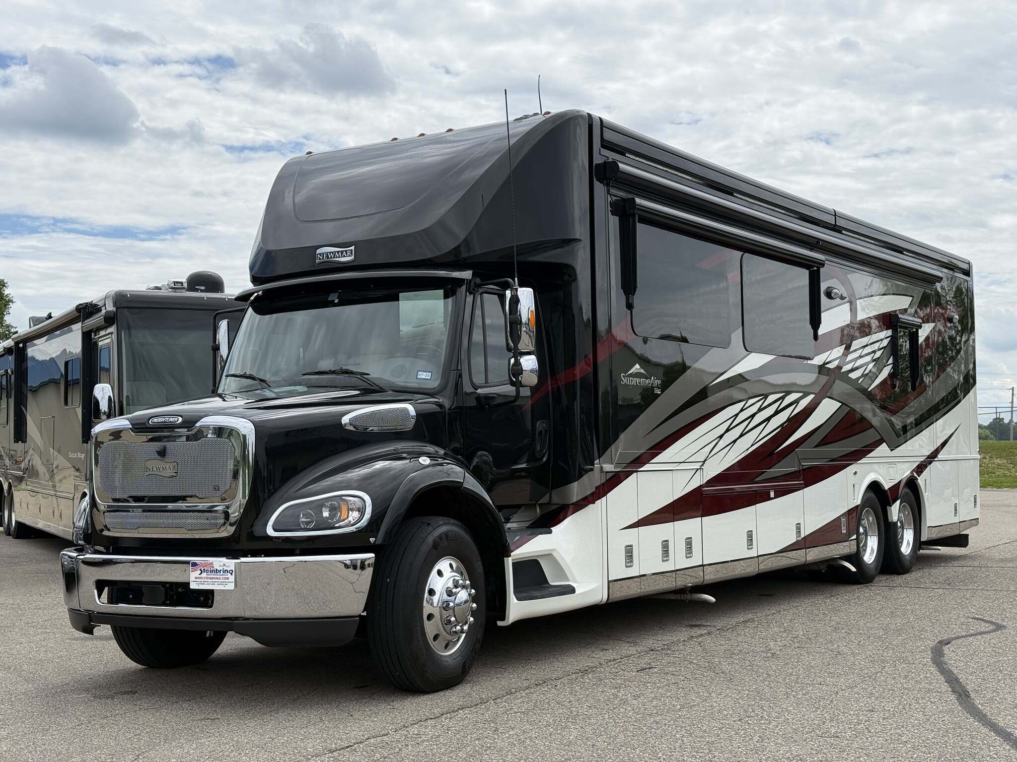 2023 Newmar Supreme Aire 4530 in garfield MN