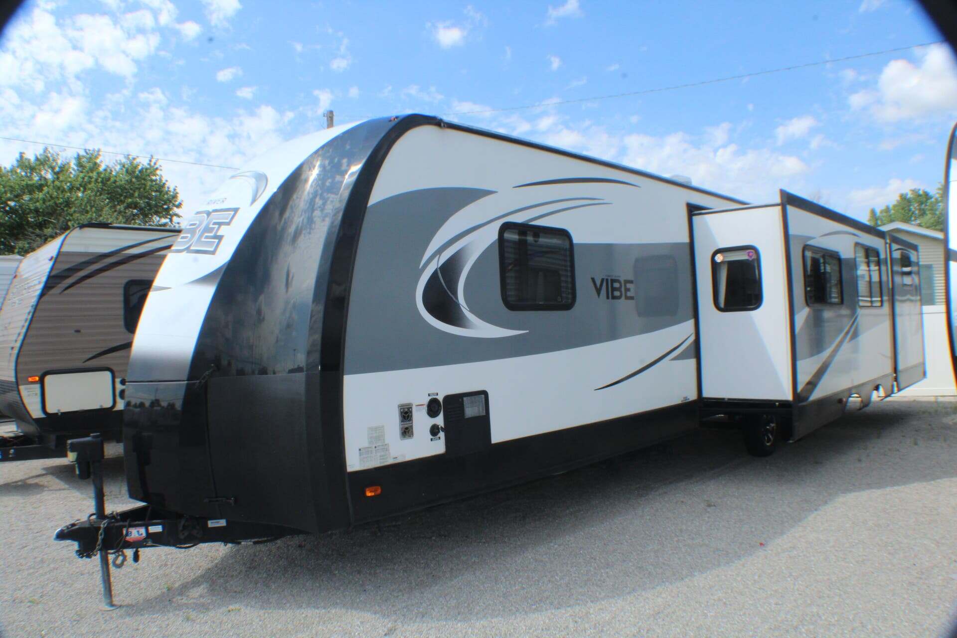 2017 Forest River Vibe 313BHS RV
