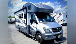 2018 Winnebago Navion 24D RV