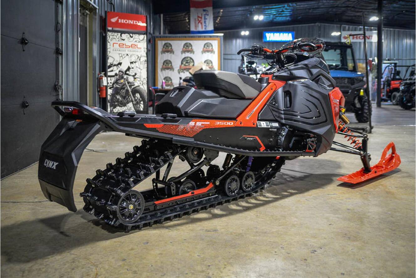 A photo of this 2026 Lynx Rave RE 850 E-TEC Ice Ripper XT 1.5 M.S. / E.S. w/ 10.