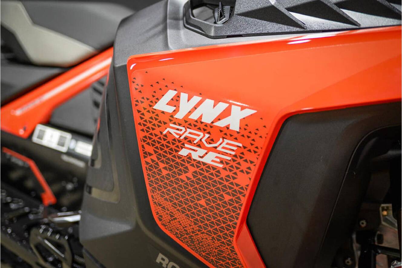 A photo of this 2026 Lynx Rave RE 850 E-TEC Ice Ripper XT 1.5 M.S. / E.S. w/ 10.