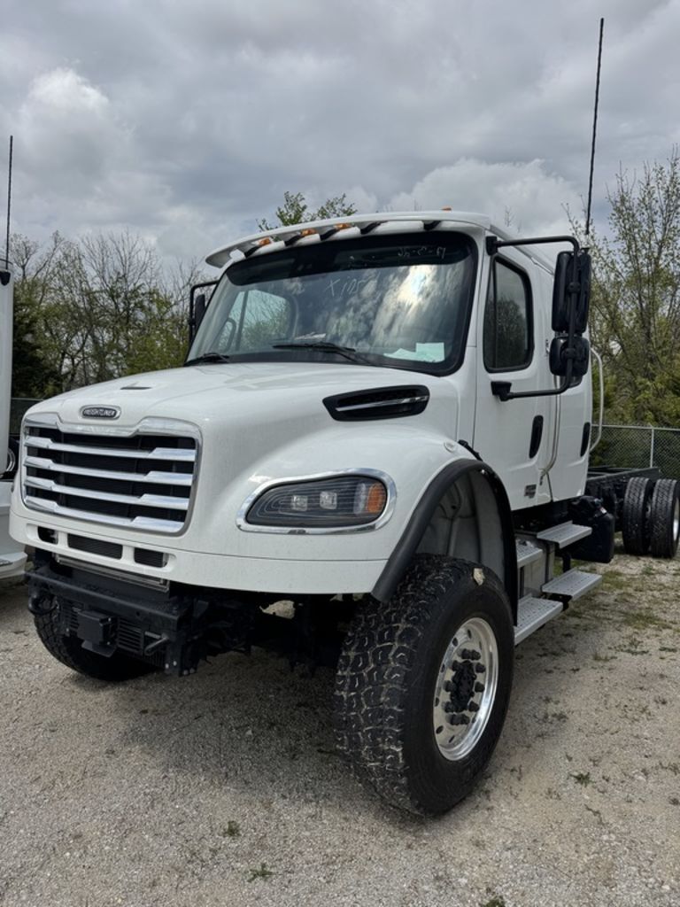 2027 Showhauler Crew Cab in wolfforth TX