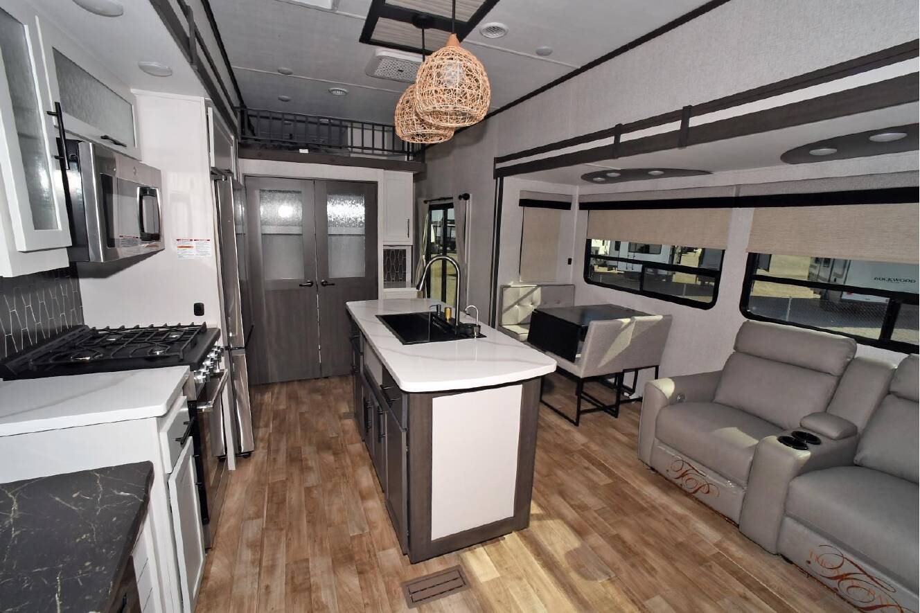 A photo of this 2026 Crossroads HAMPTON 375DBL