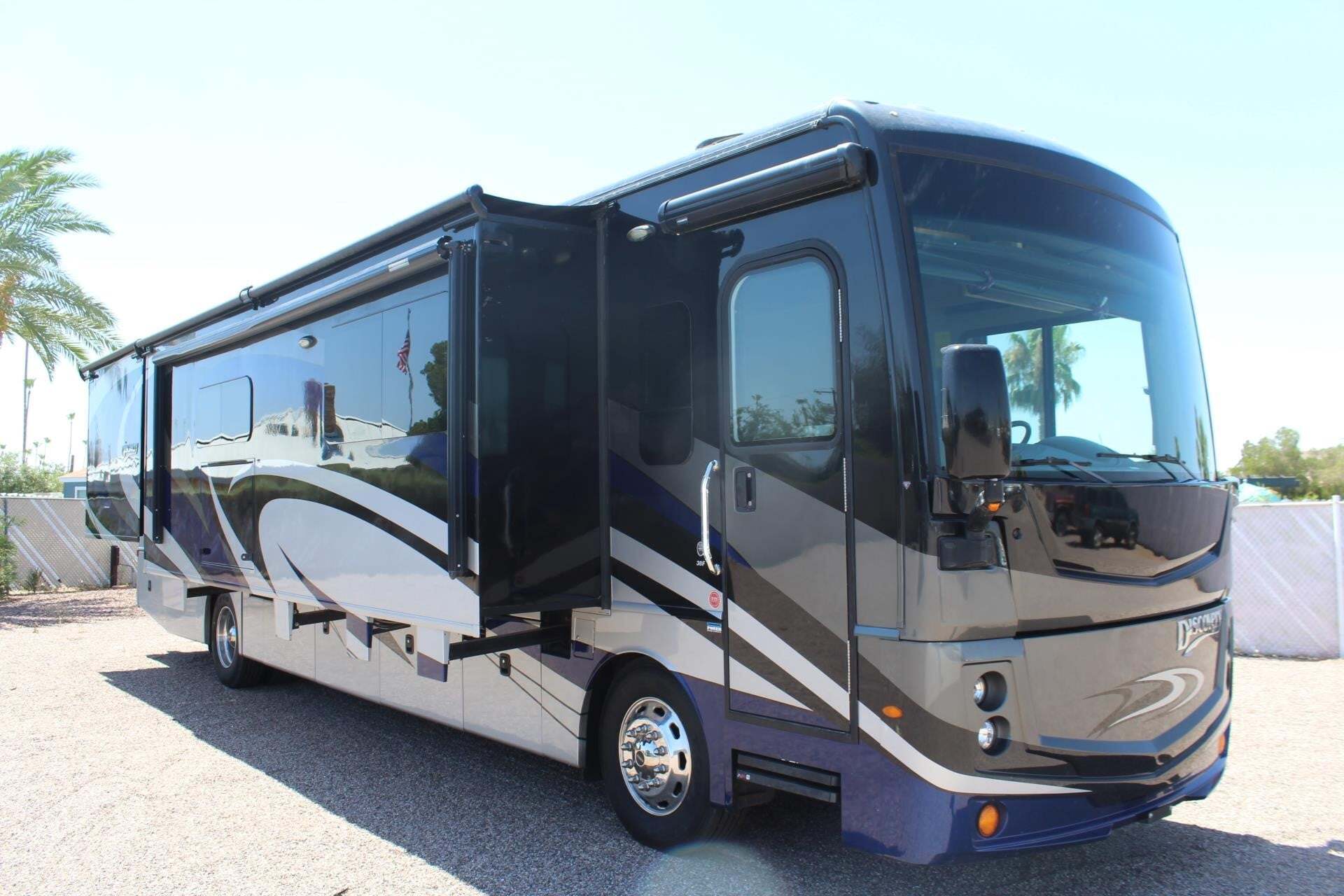 2019 Fleetwood DISCOVERY 38F in mesa AZ