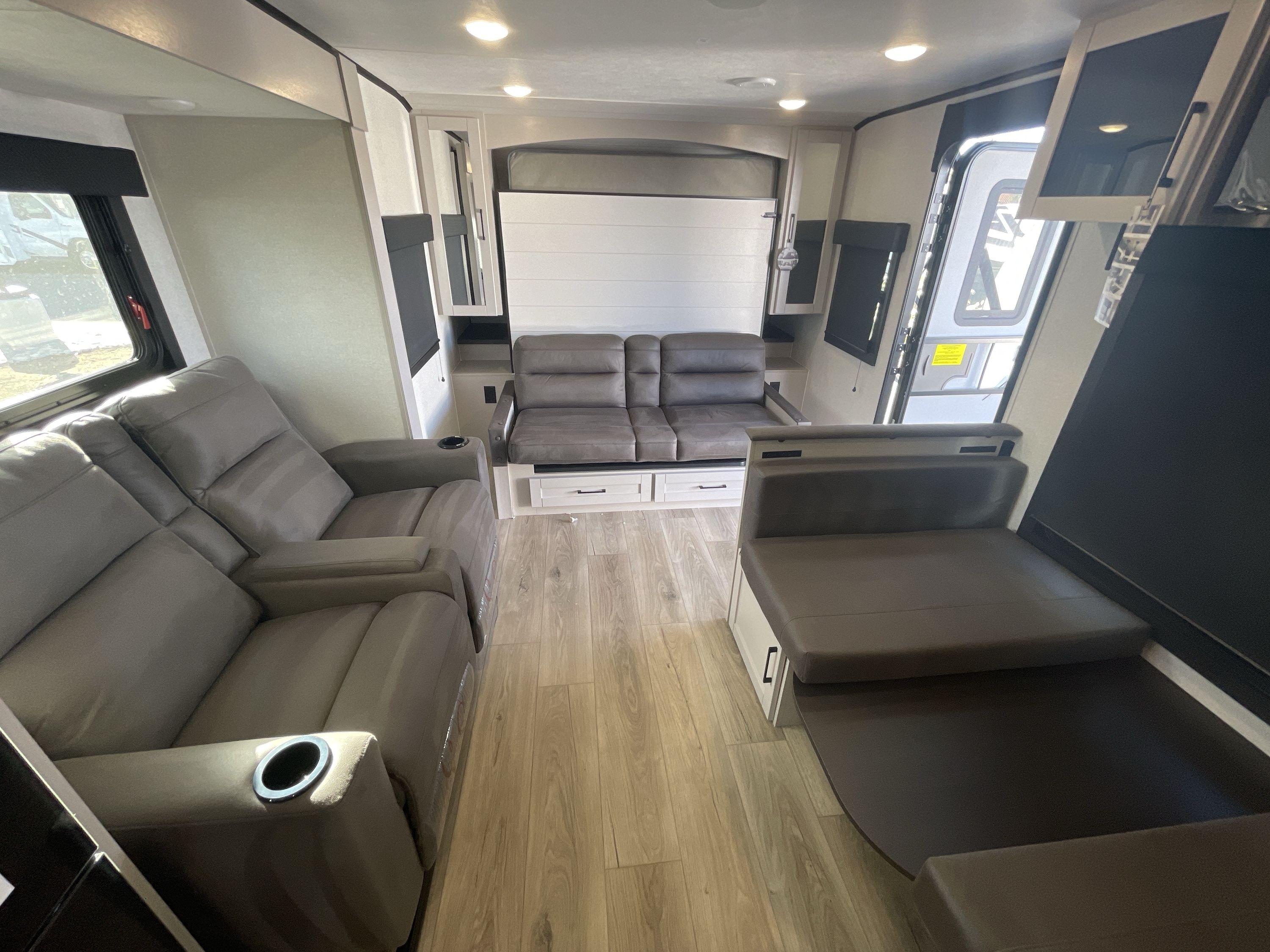 2026 Jayco JAY FEATHER 21MML in colton CA