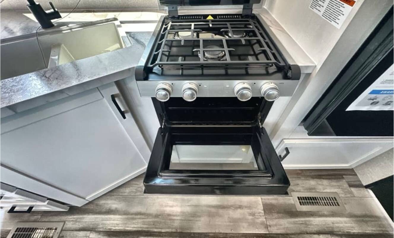 A photo of this 2026 Jayco JAY FLIGHT SLX 265MWS