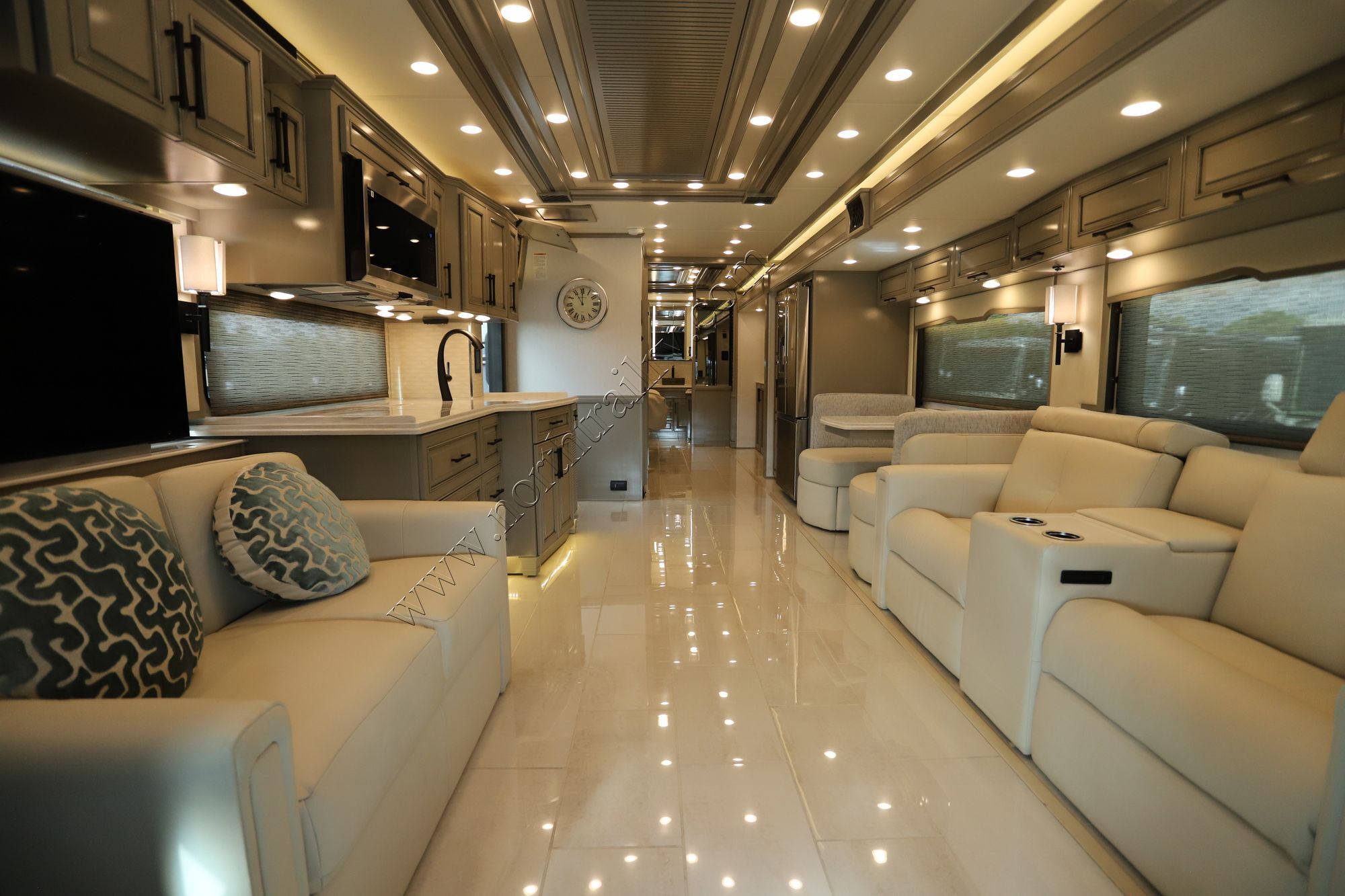 2027 Newmar Summit Aire 4505 in ft. myers FL
