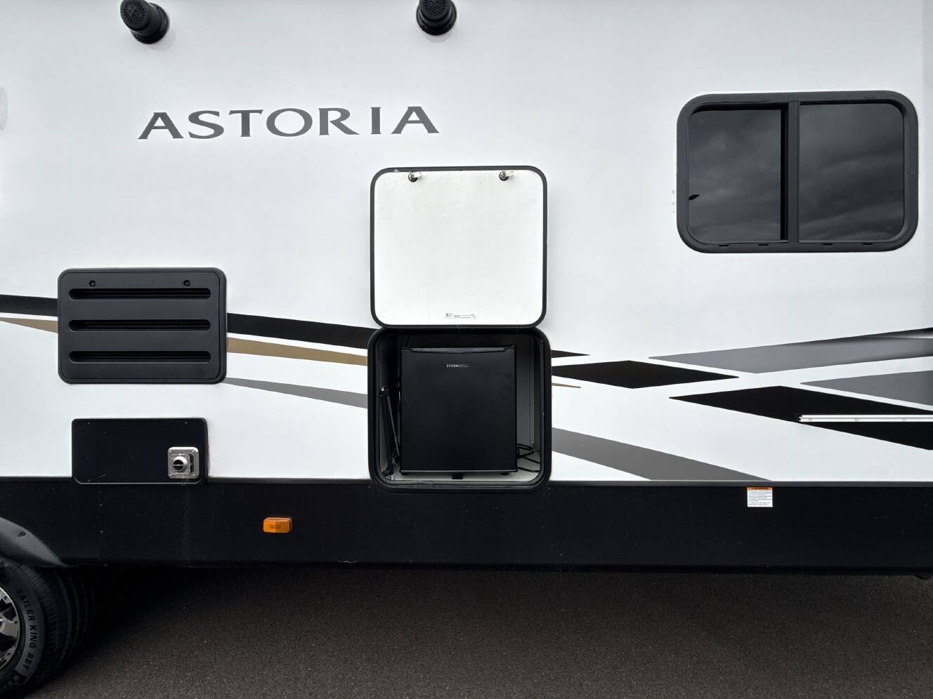 A photo of this 2022 Dutchmen ASTORIA 2703RB