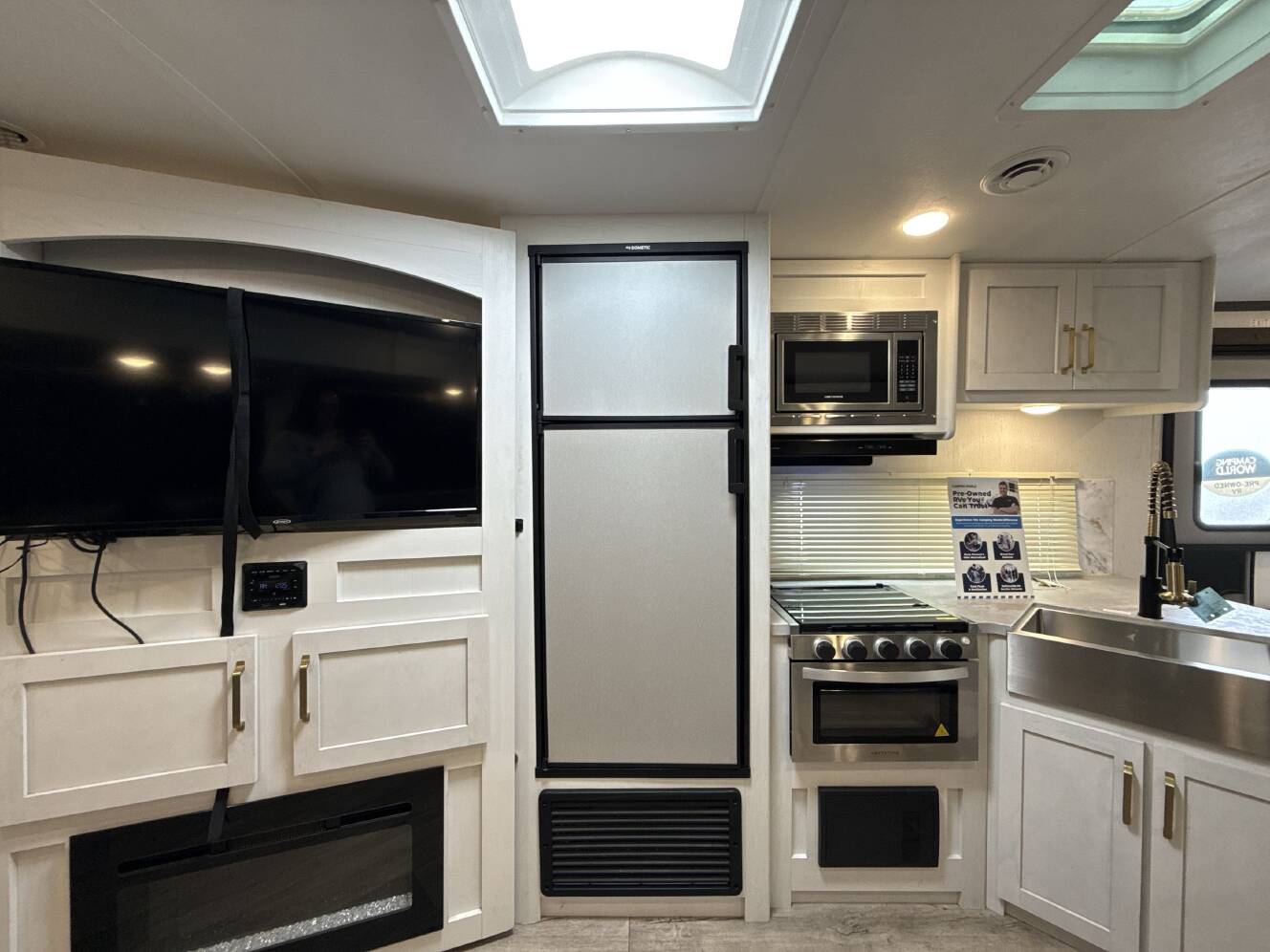 A photo of this 2022 Dutchmen ASTORIA 2703RB