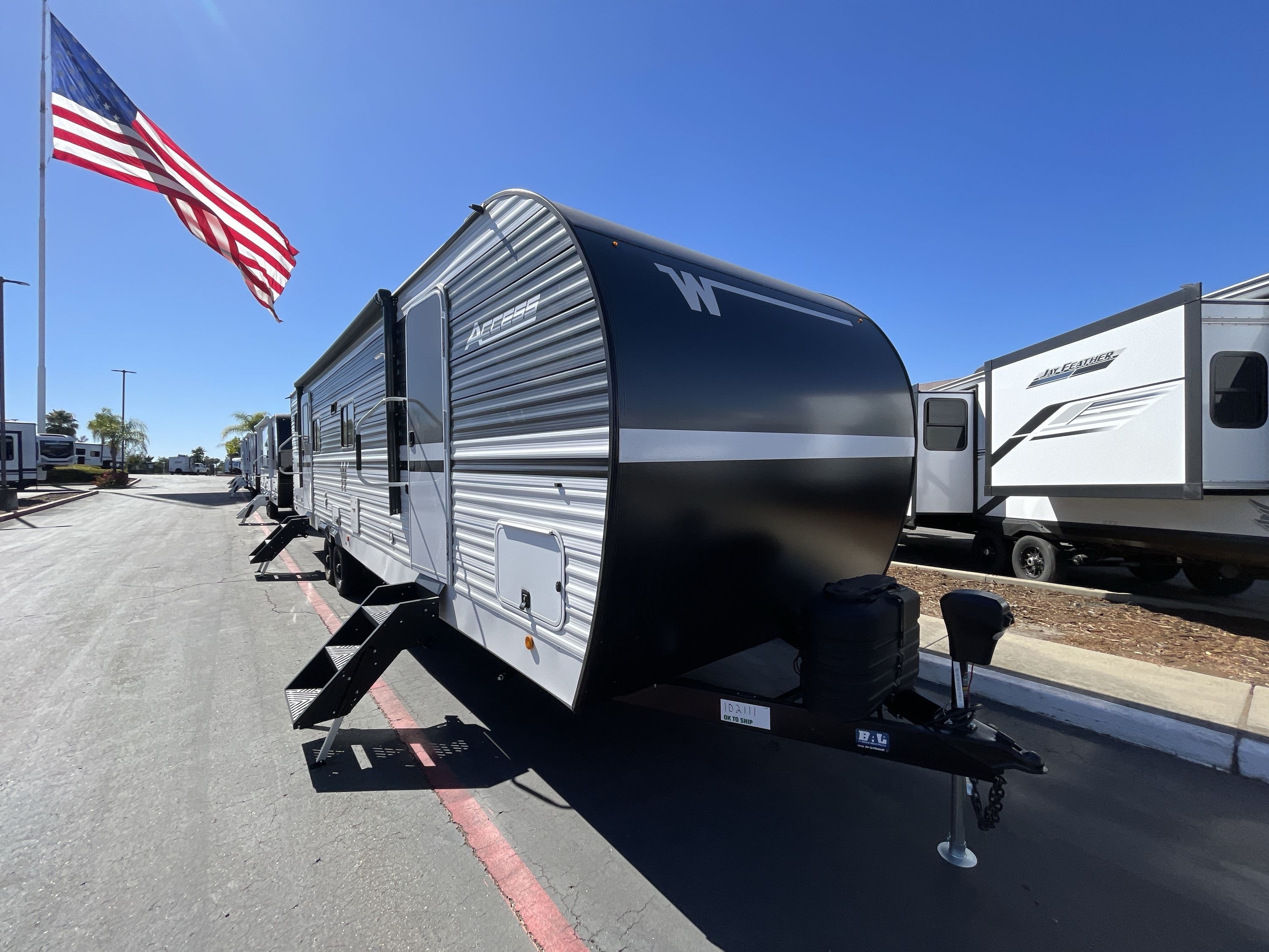 2027 Winnebago ACCESS 32BR in roseville CA