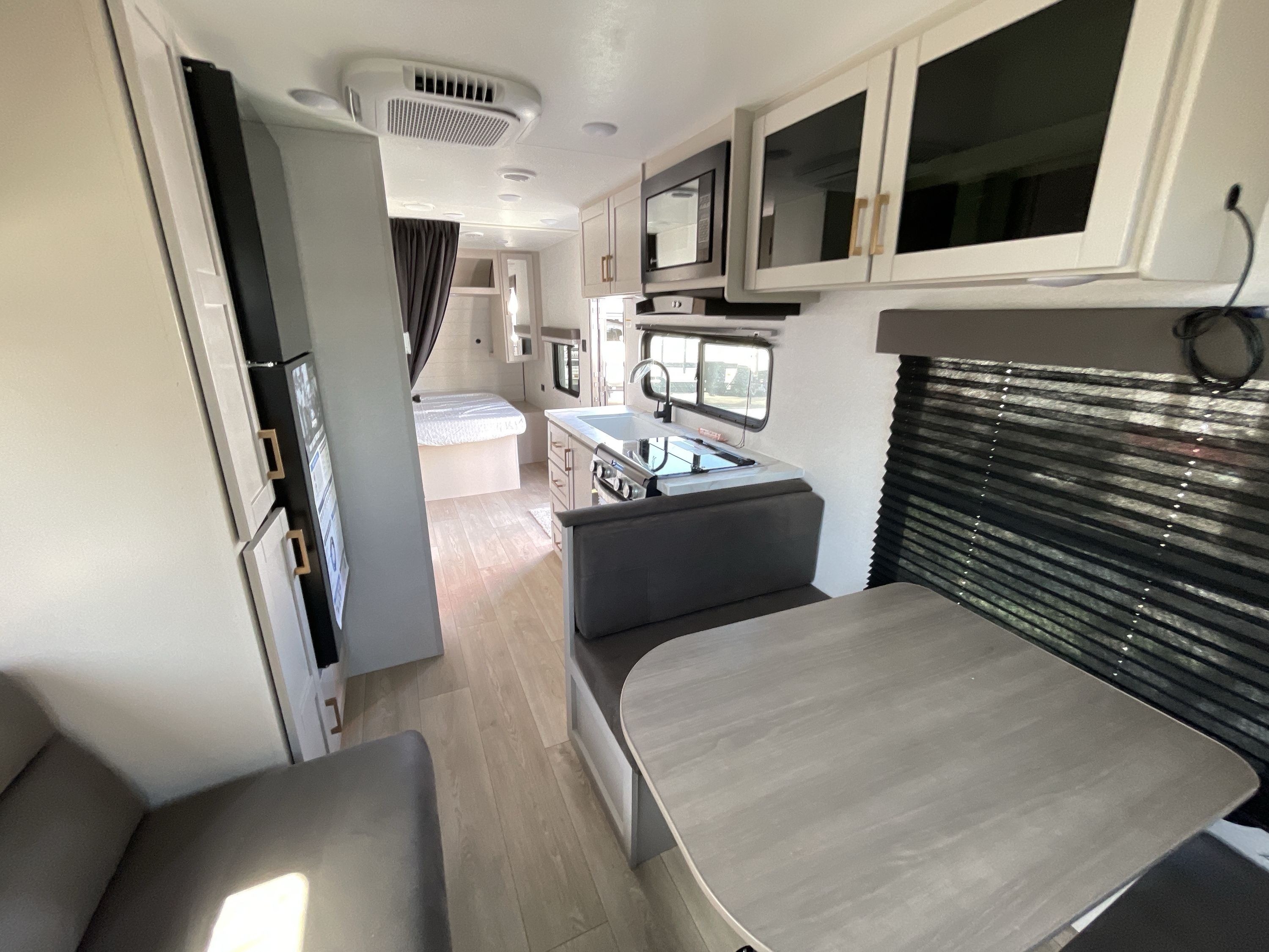 2027 Jayco JAY FLIGHT 210QBW in roseville CA