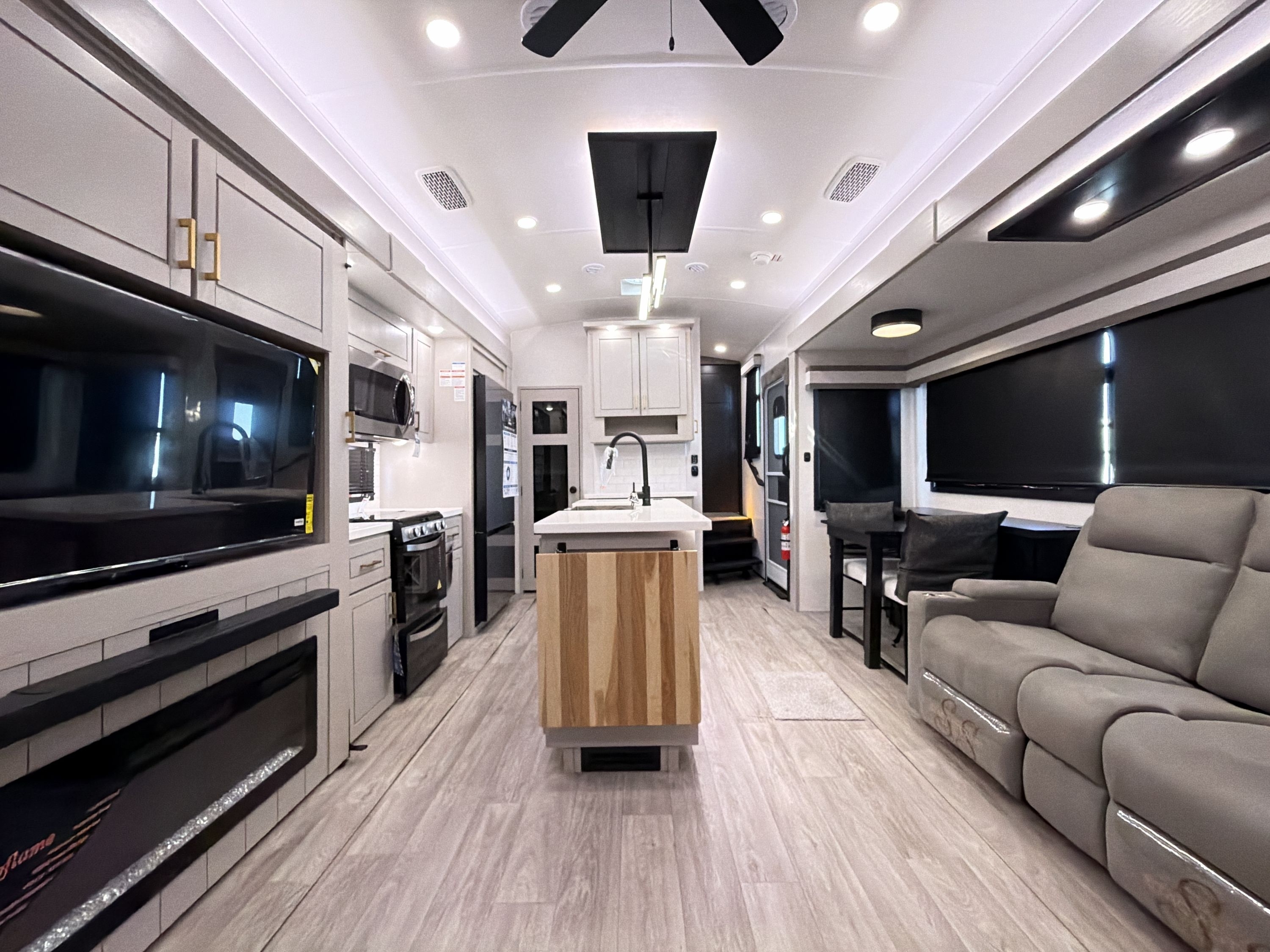 2027 Jayco NORTH POINT 310RLTS in longmont CO