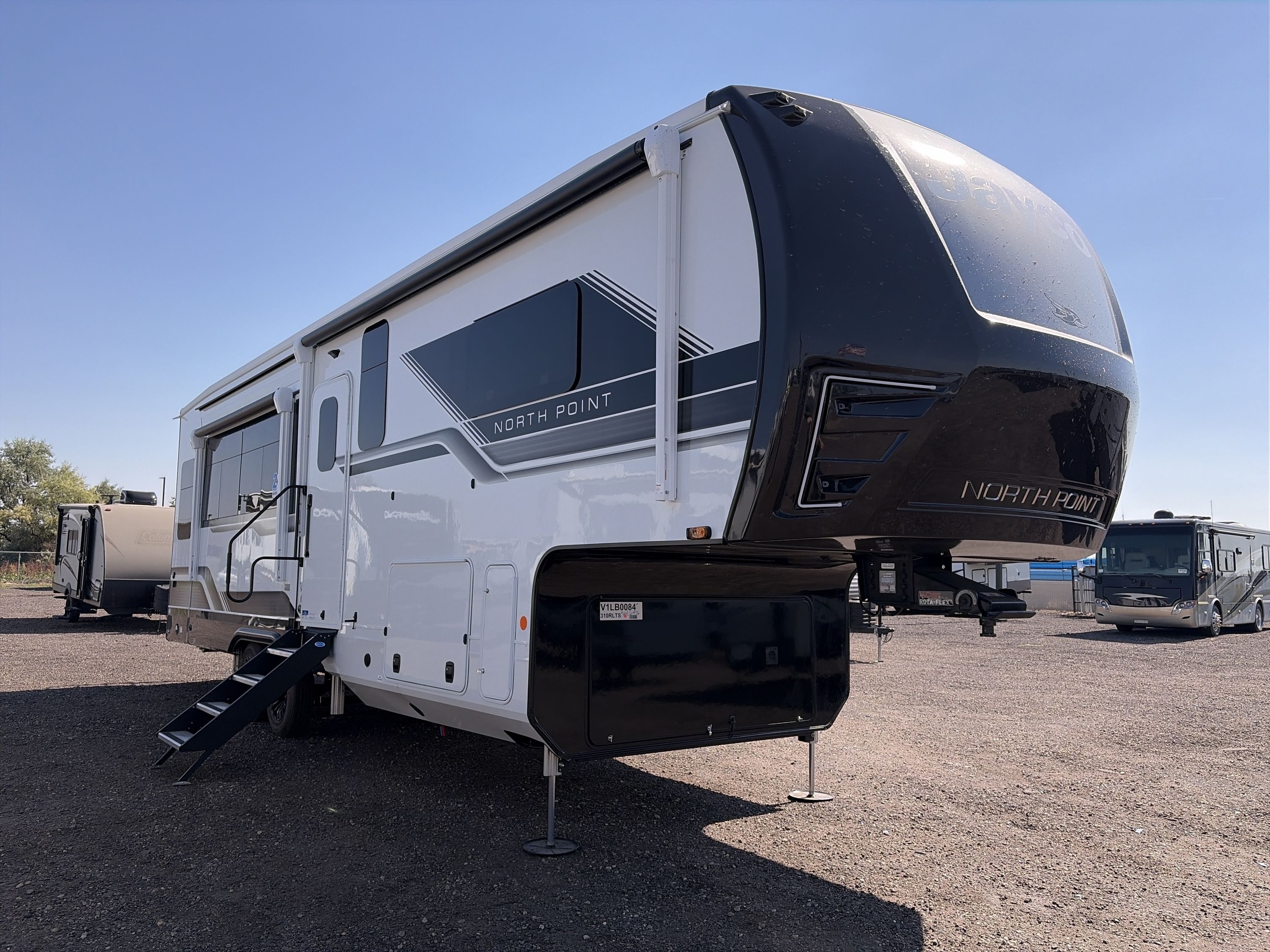 2027 Jayco NORTH POINT 310RLTS in longmont CO