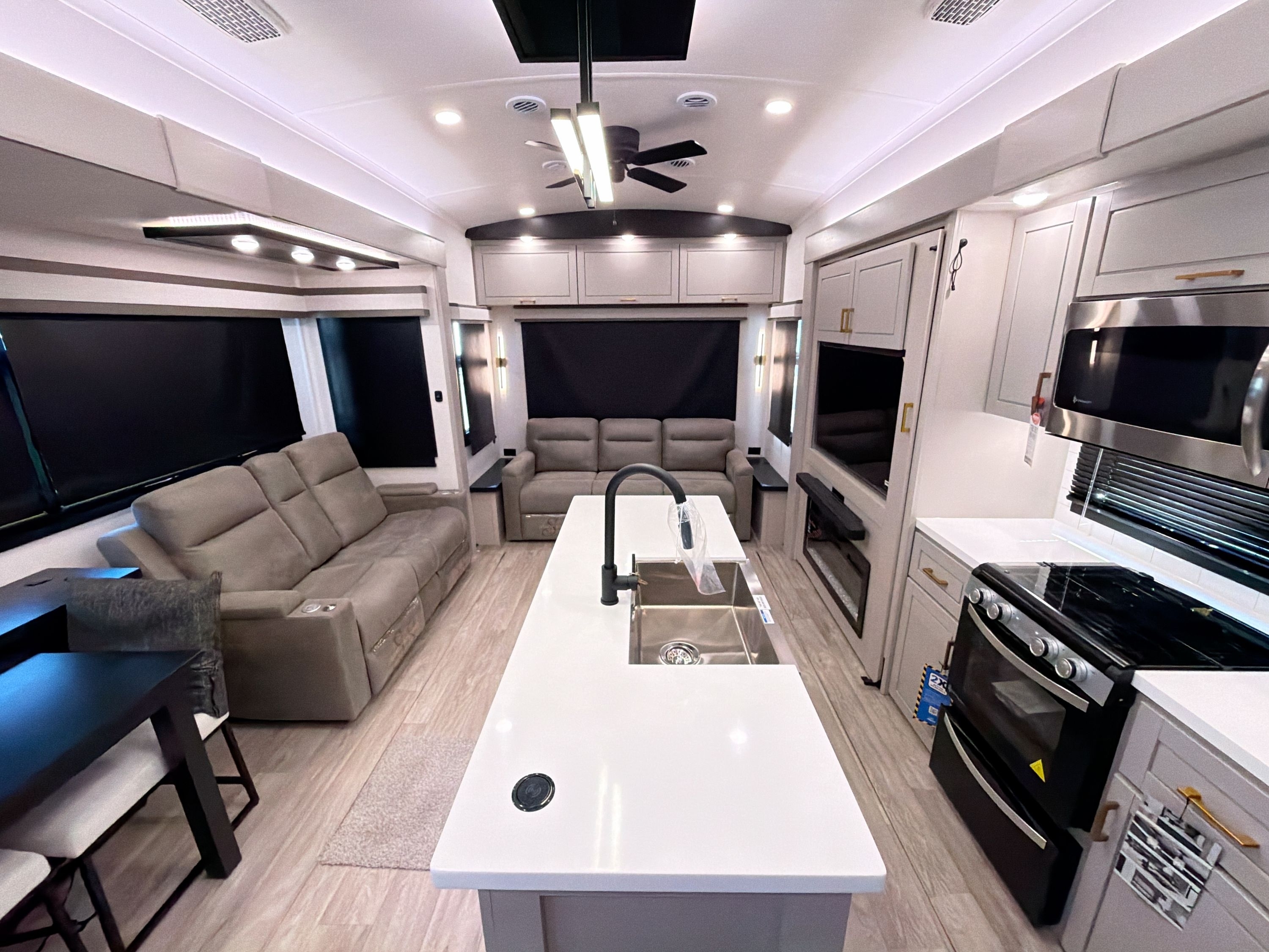 2027 Jayco NORTH POINT 310RLTS in longmont CO