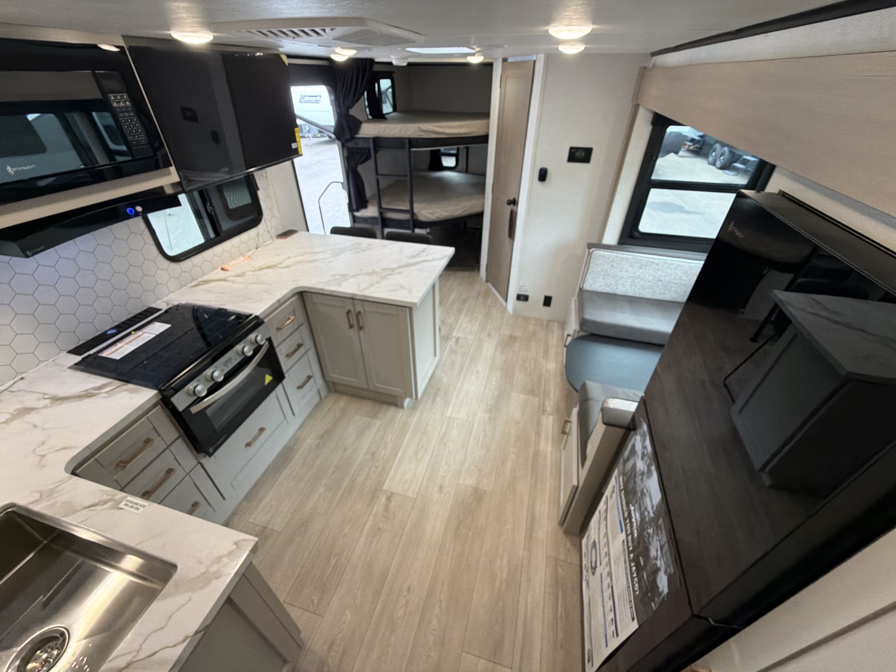 2027 Jayco JAY FEATHER 25BH in silverdale WA
