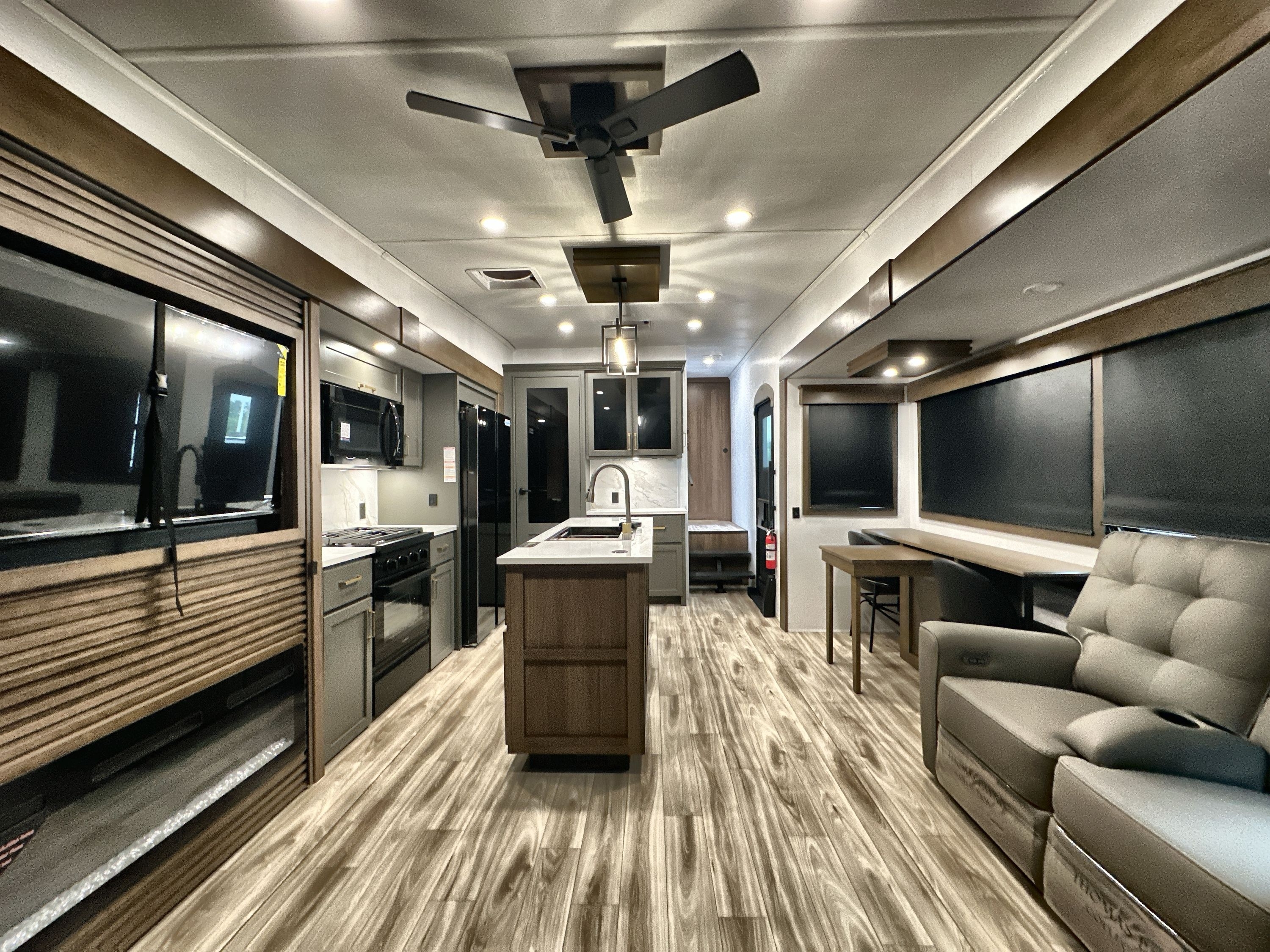 2026 Keystone MONTANA HIGH COUNTRY 290RL in houghton lake MI