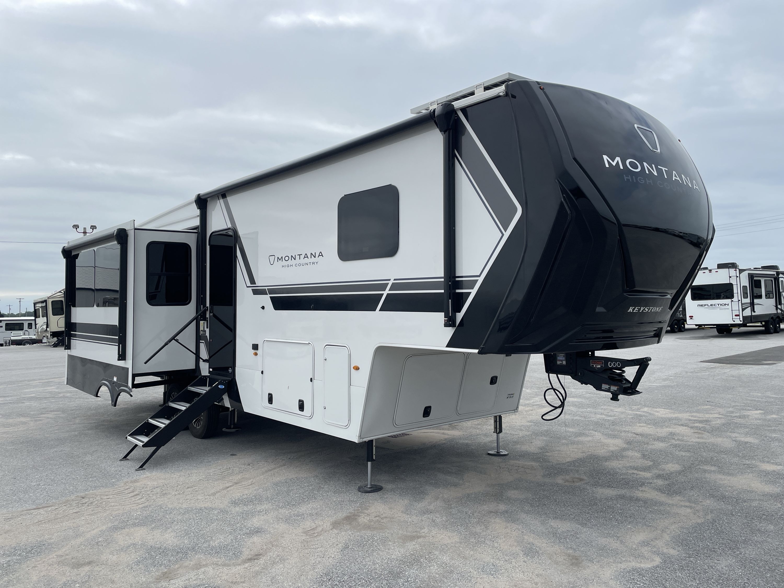 2026 Keystone MONTANA HIGH COUNTRY 290RL in cedar falls IA