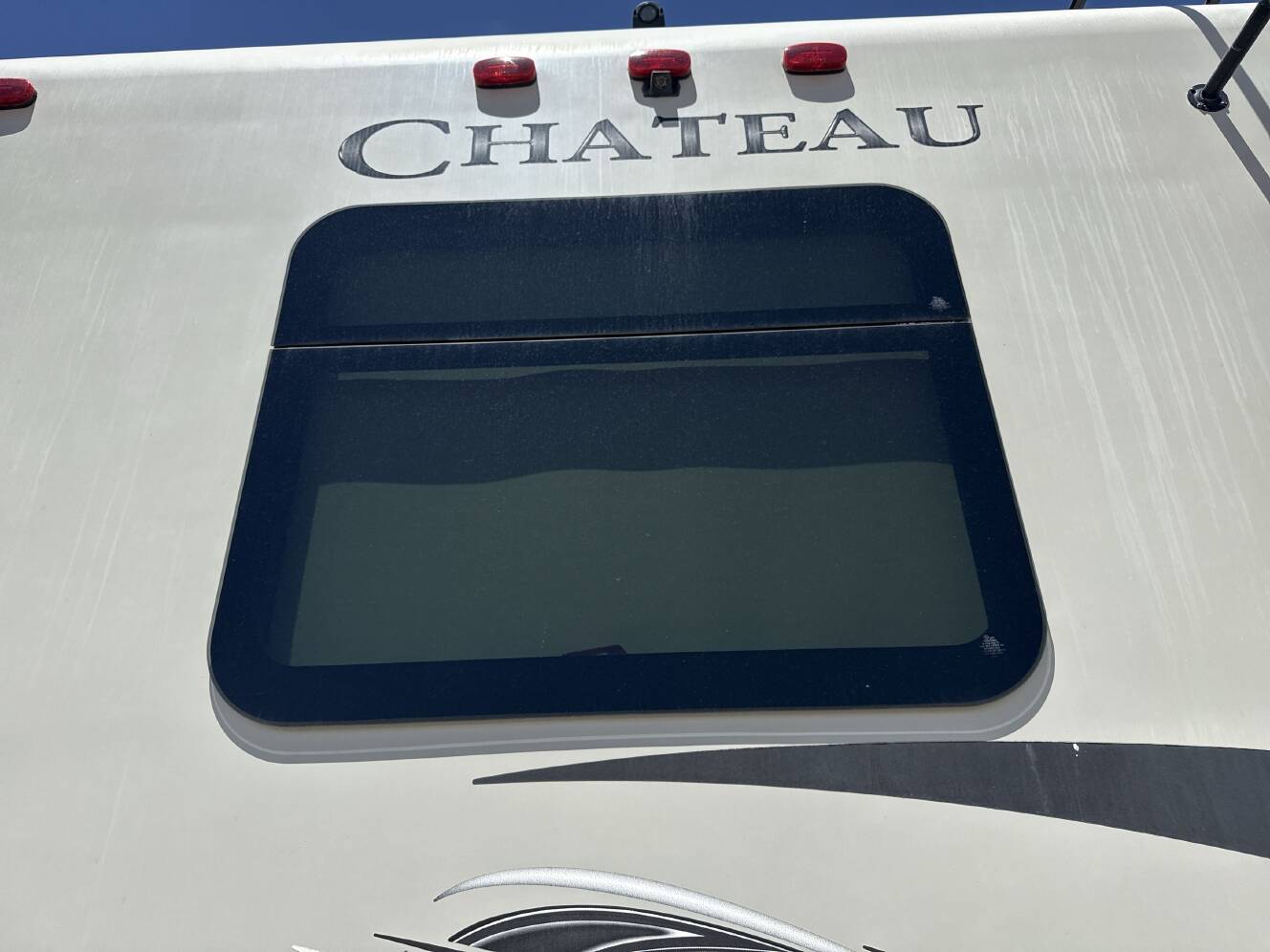 A photo of this 2017 Thor CHATEAU 31W