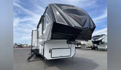 2019 Grand Design MOMENTUM 399TH Fifth Wheel Toy Hauler RV