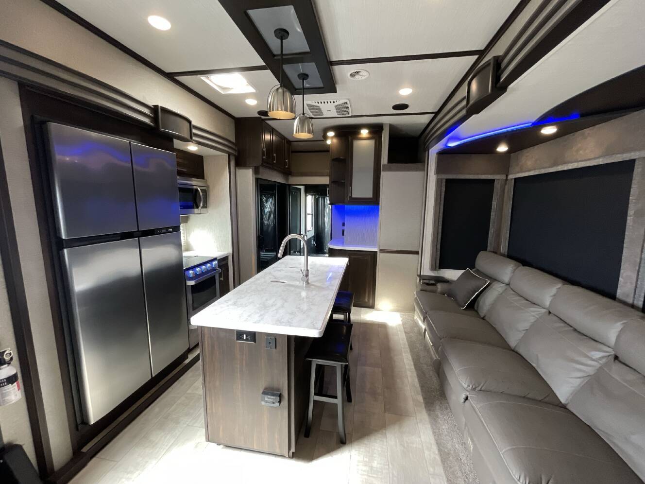A photo of this 2019 Grand Design MOMENTUM 399TH