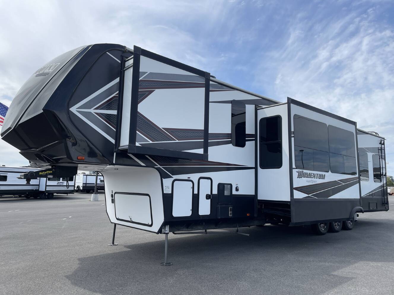 A photo of this 2019 Grand Design MOMENTUM 399TH
