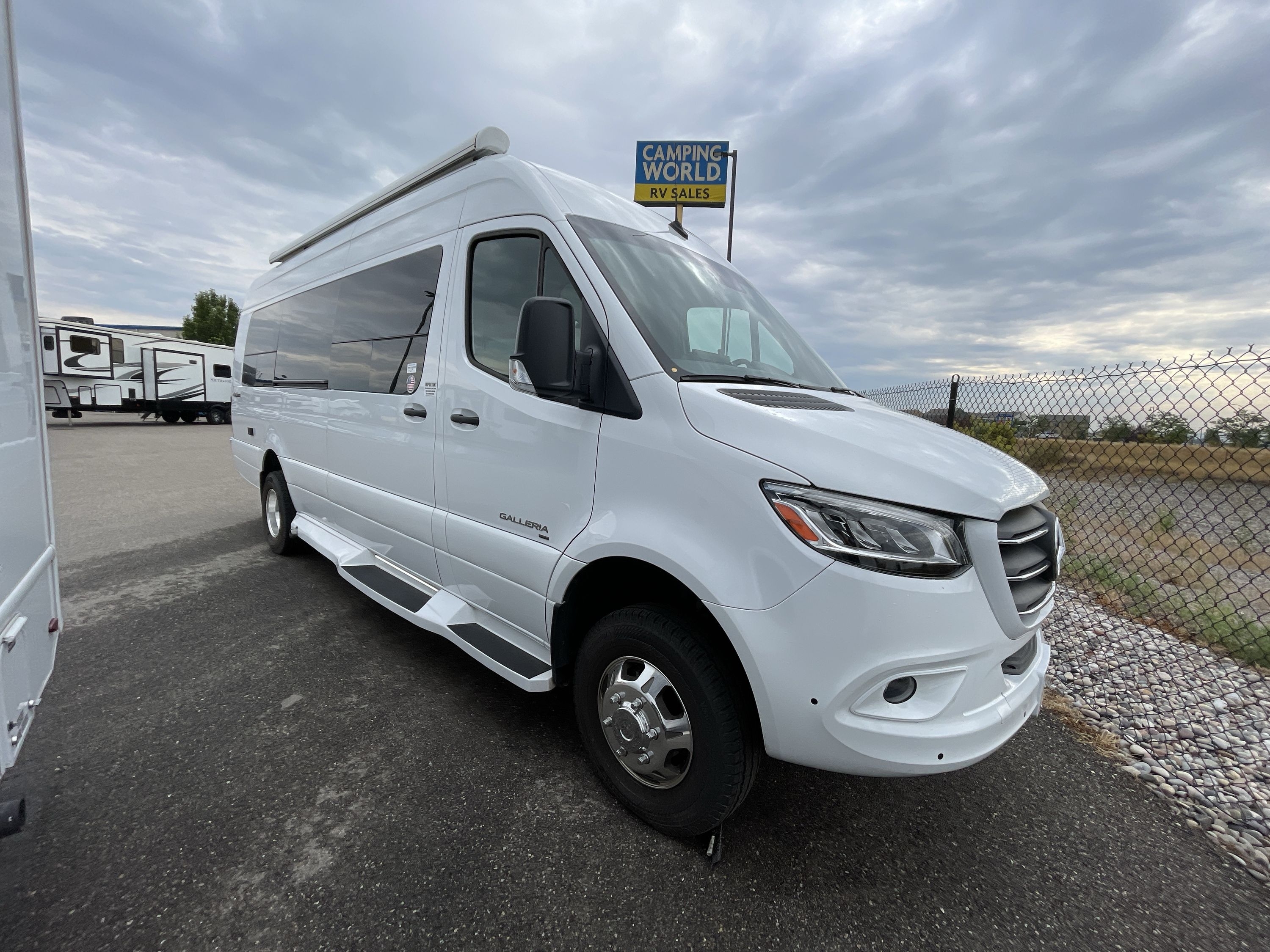2023 Coachmen GALLERIA 24QM 4X4 RV