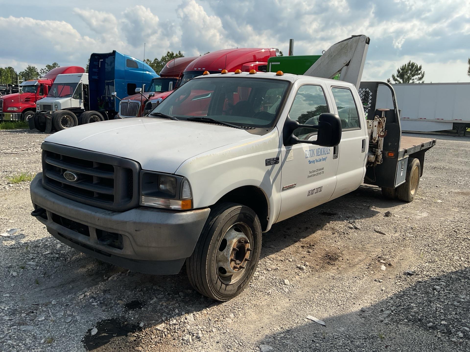 2003 FORD F550 in Saint Augustine, FL