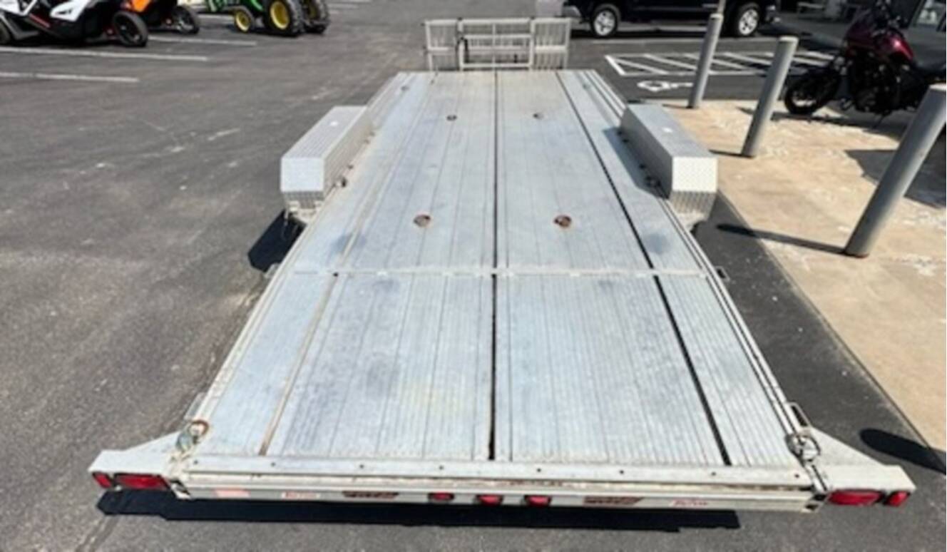 A photo of this 2013 Triton UTILITY 22FT