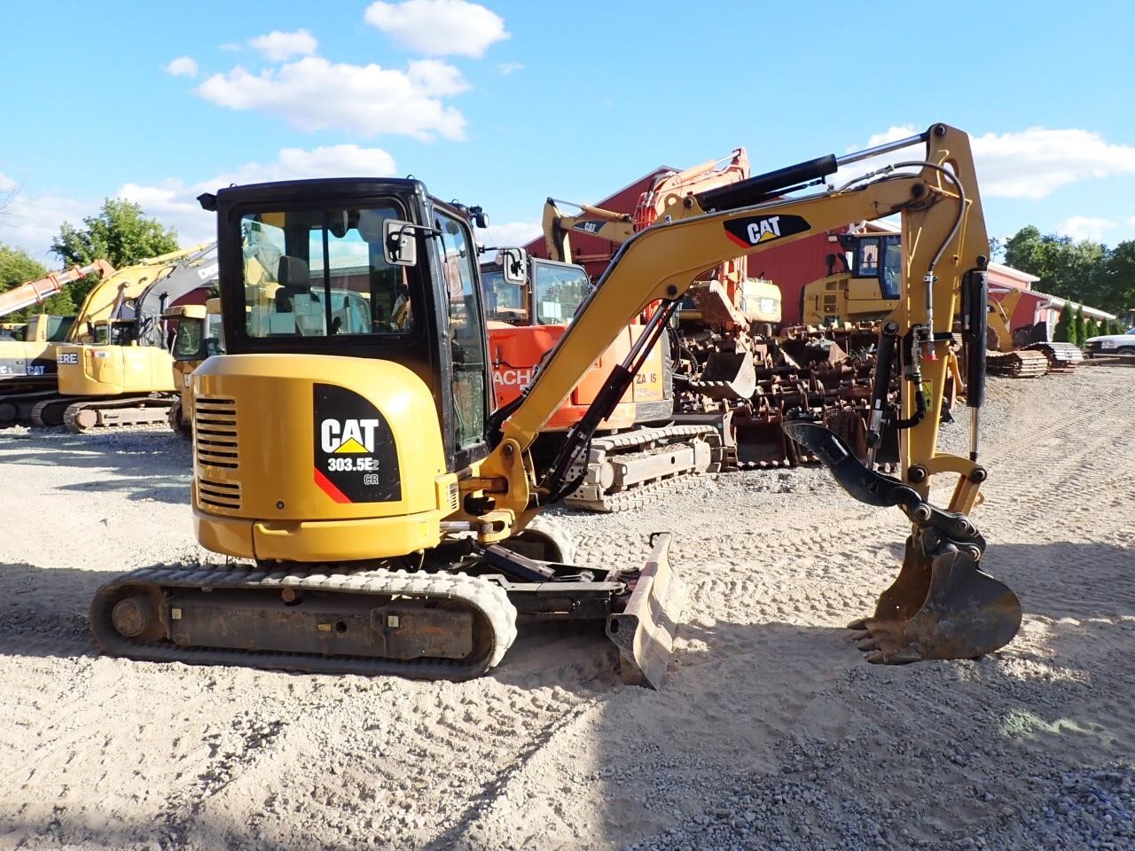 2019 CATERPILLAR 303.5E2 CR in Manheim, PA
