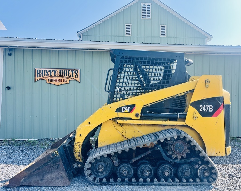 2010 CATERPILLAR 247B in Chambersburg, PA