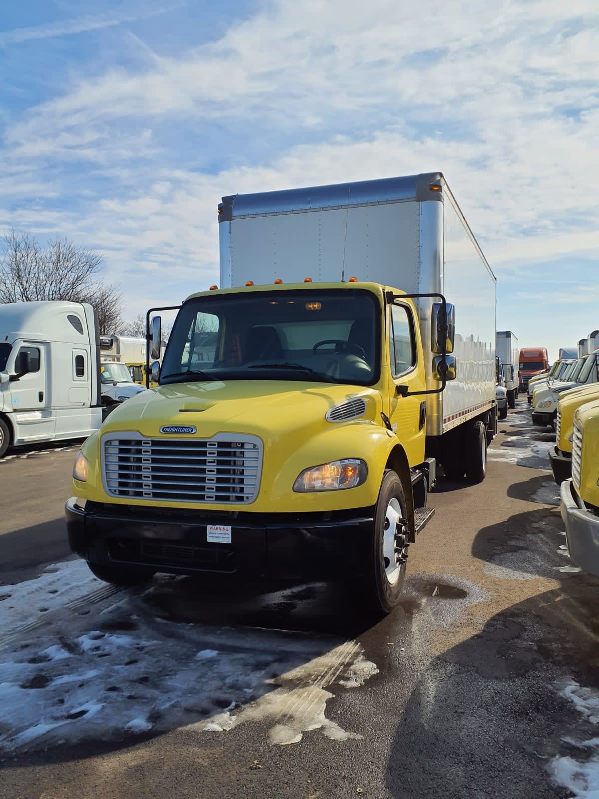 2016 FREIGHTLINER BUSINESS CLASS M2 106 in Bolingbrook, IL