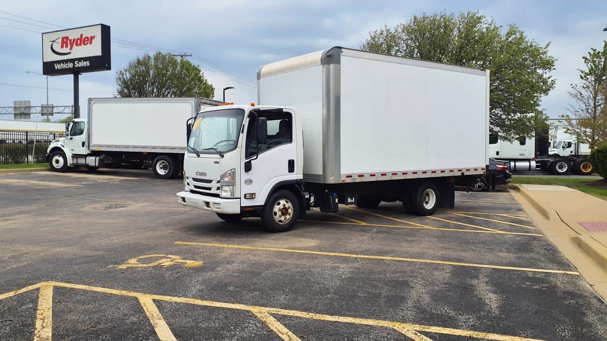 2019 ISUZU NPR HD in Bolingbrook, IL