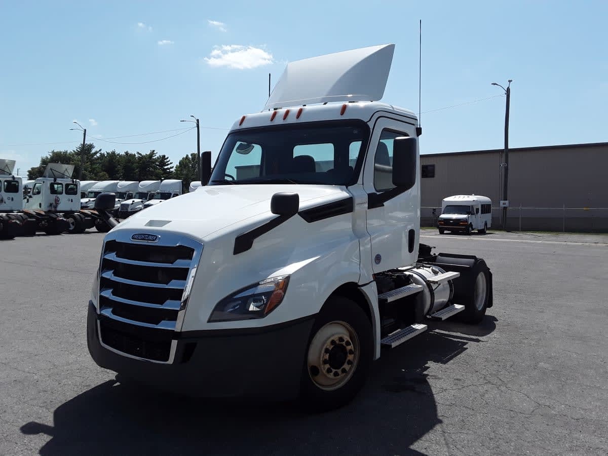 2020 FREIGHTLINER CASCADIA 126 in Nashville, TN