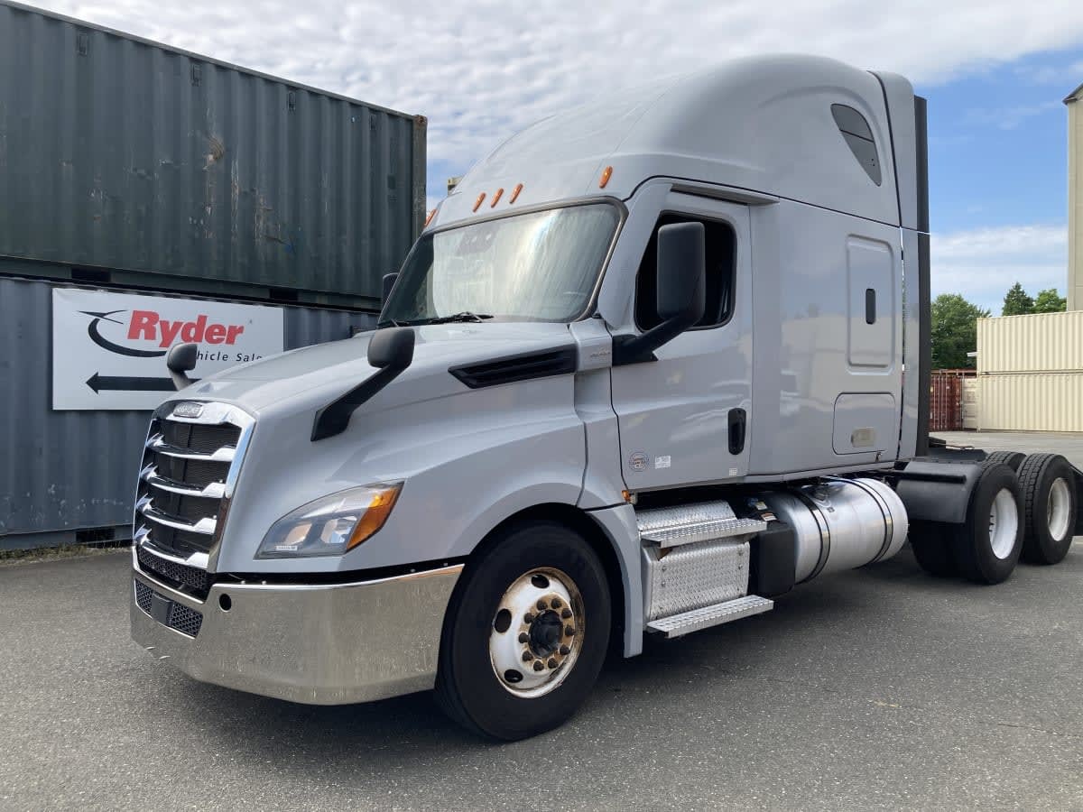 2021 FREIGHTLINER CASCADIA 126 in Springfield, MA