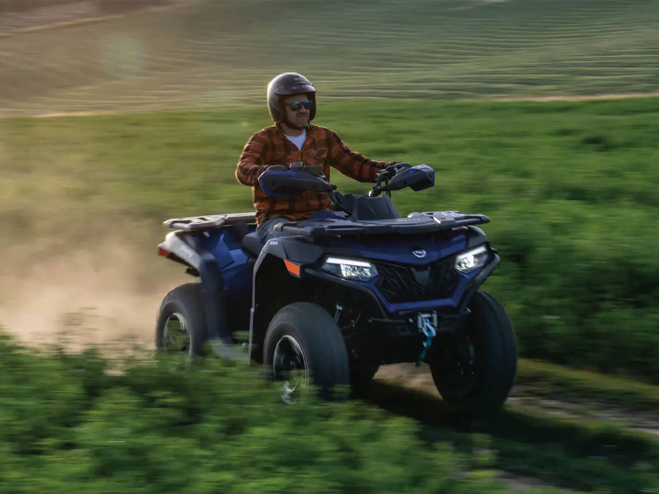 A photo of this 2025 CFMOTO CForce 600