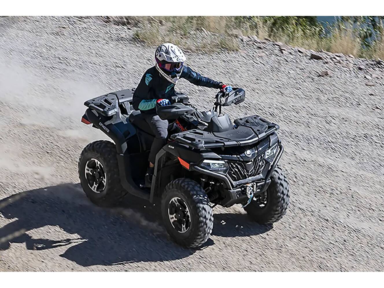 A photo of this 2025 CFMOTO CForce 600