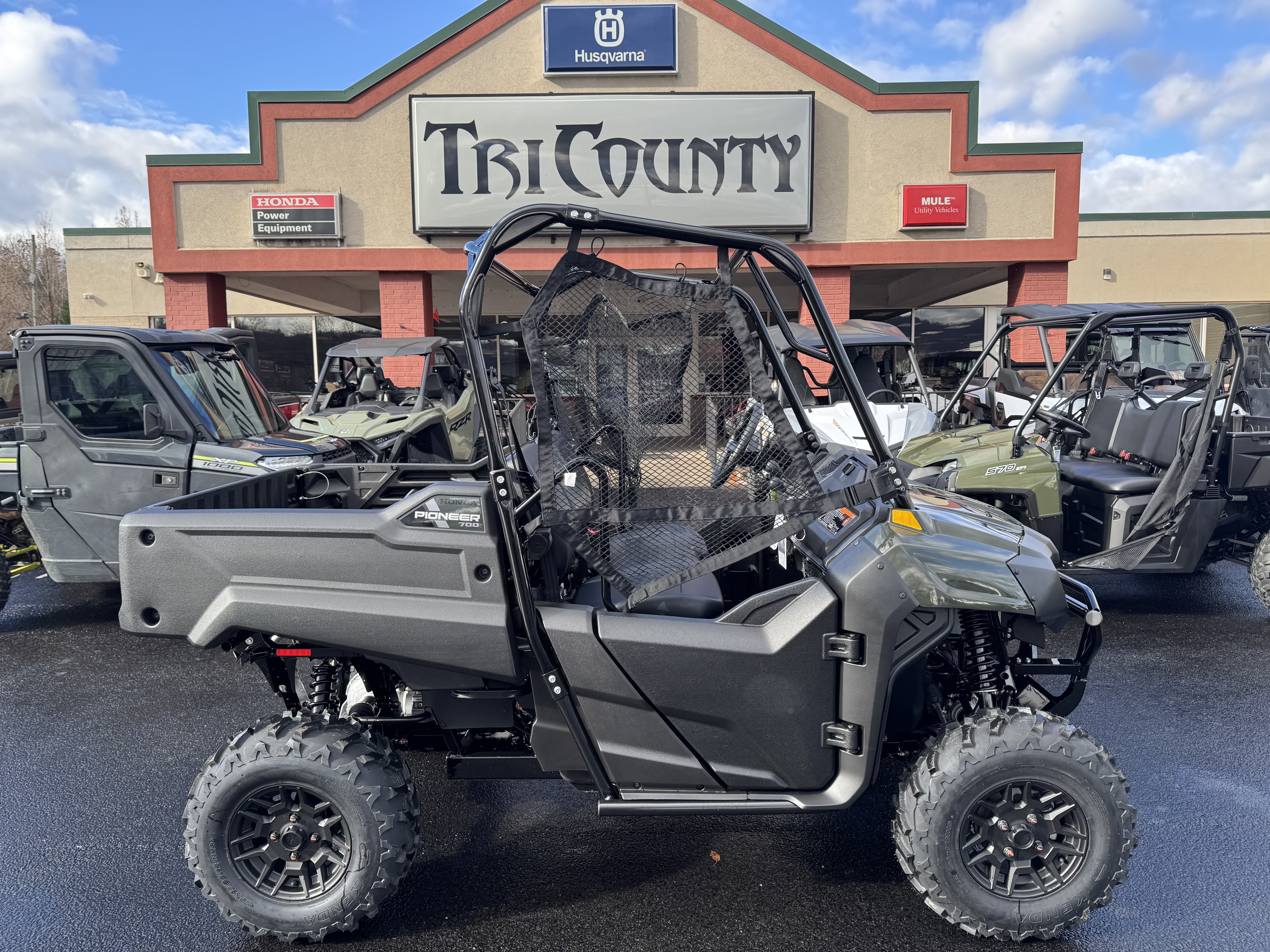 2026 Honda Pioneer 700 Deluxe in petersburg WV