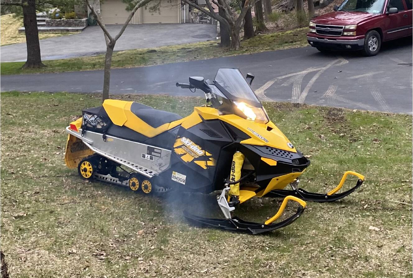 A photo of this 2009 Ski-Doo MXZ 600R E TEC