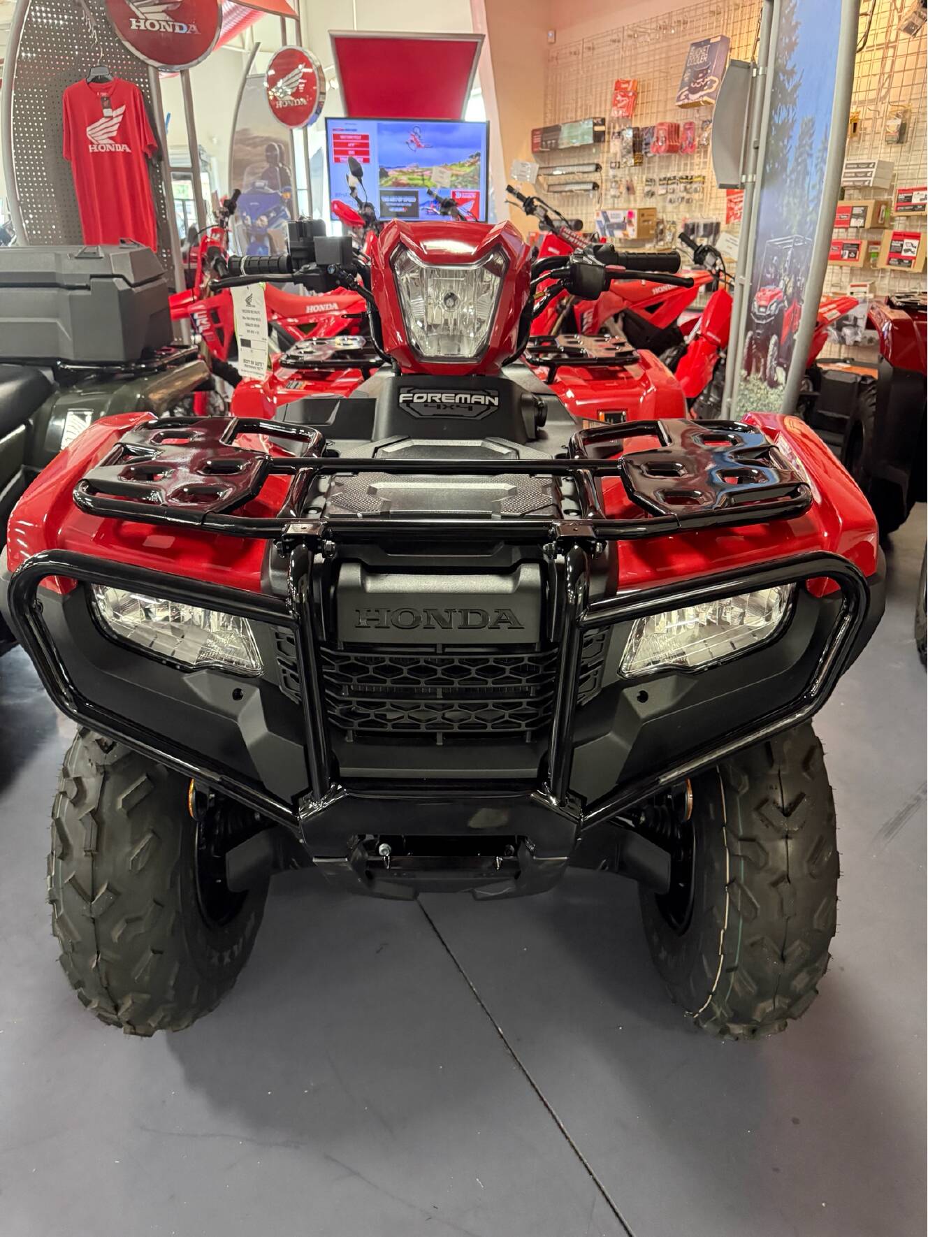 A photo of this 2027 Honda FourTrax Foreman 4x4