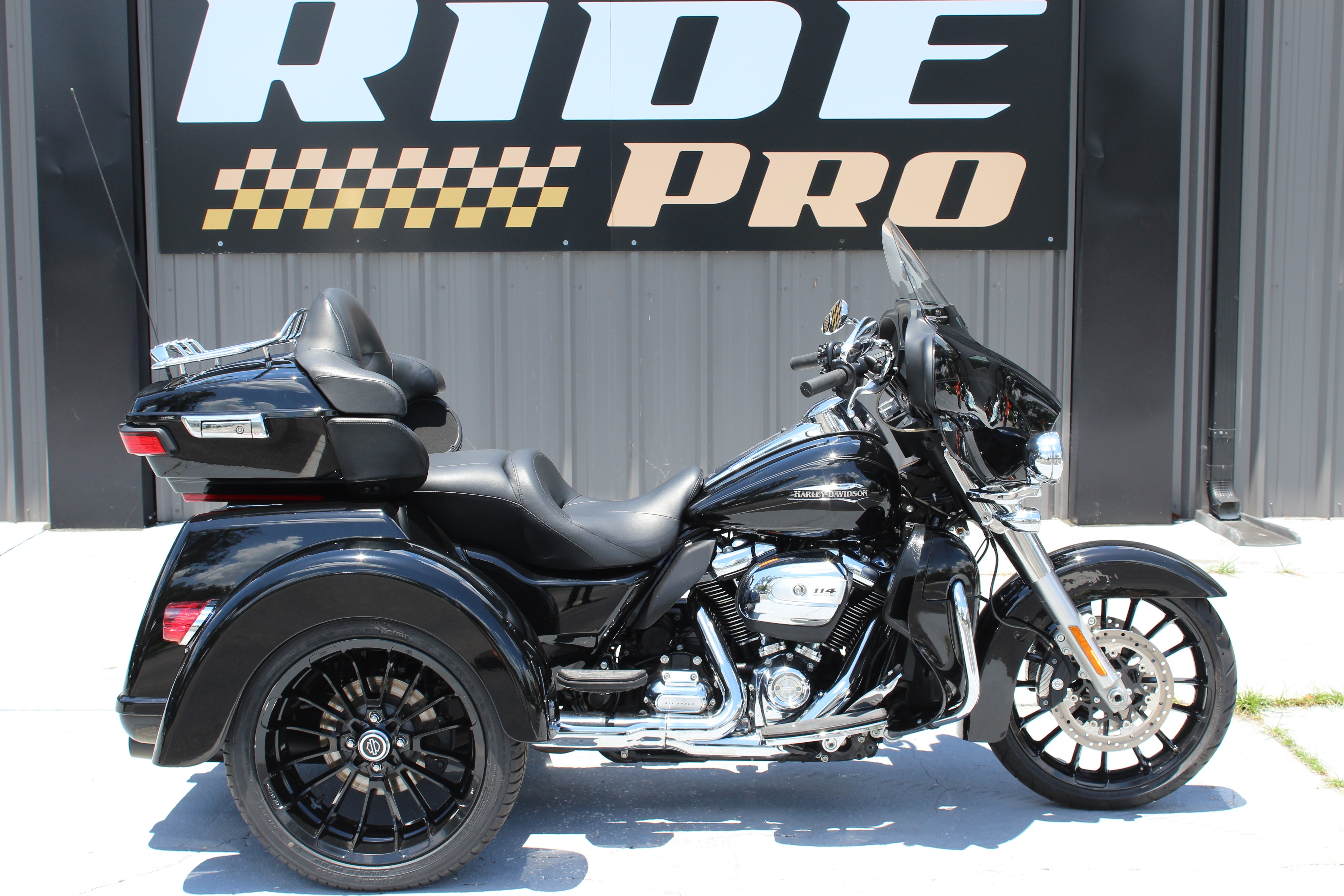 2021 Harley-Davidson Tri Glide® Ultra ULTRA CLASSIC in Brooksville, FL