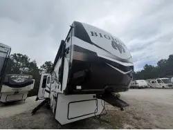 2021 HEARTLAND BIGHORN 3375SS