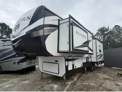 2021 HEARTLAND BIGHORN 3375SS
