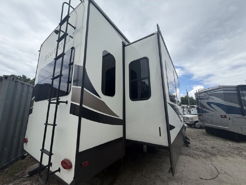 2021 HEARTLAND BIGHORN 3375SS