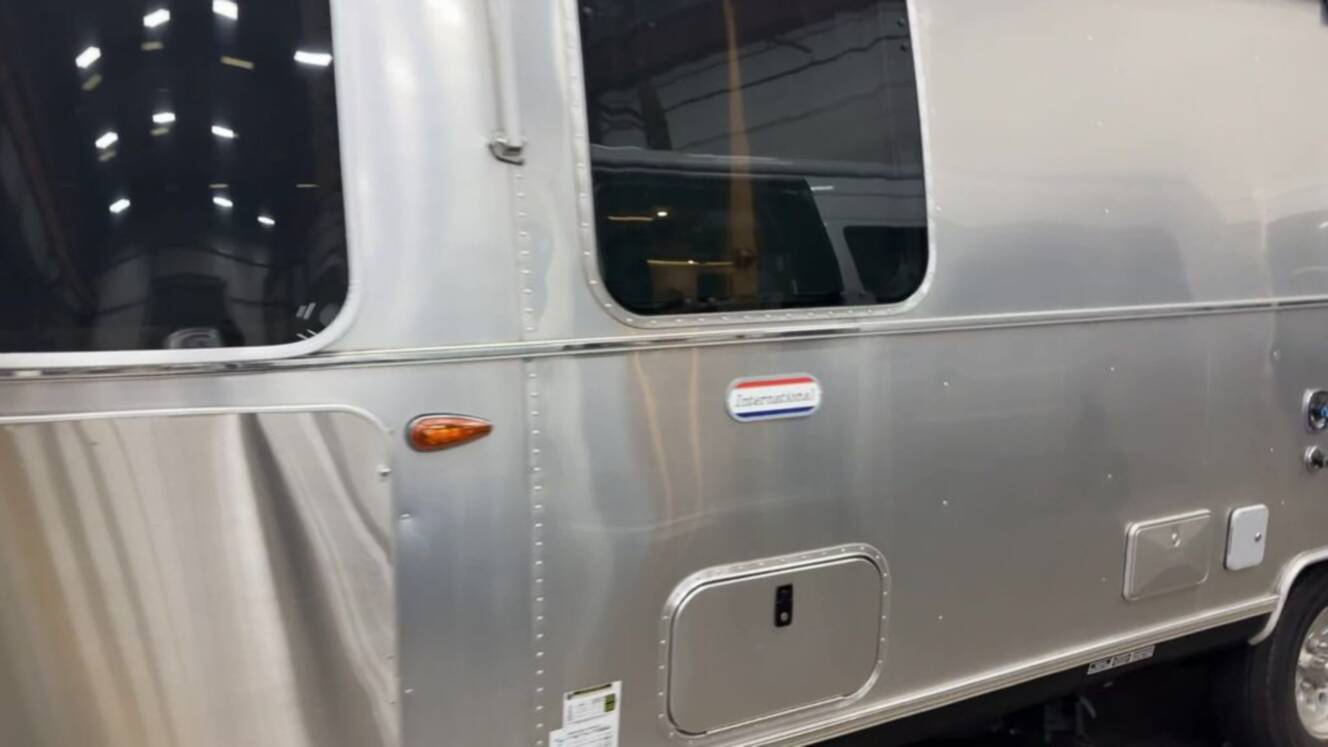 A photo of this 2024 Airstream International 25FB