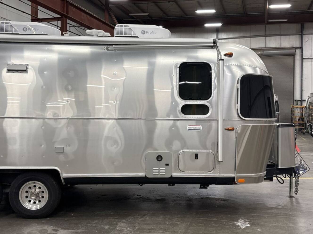 A photo of this 2024 Airstream International 25FB